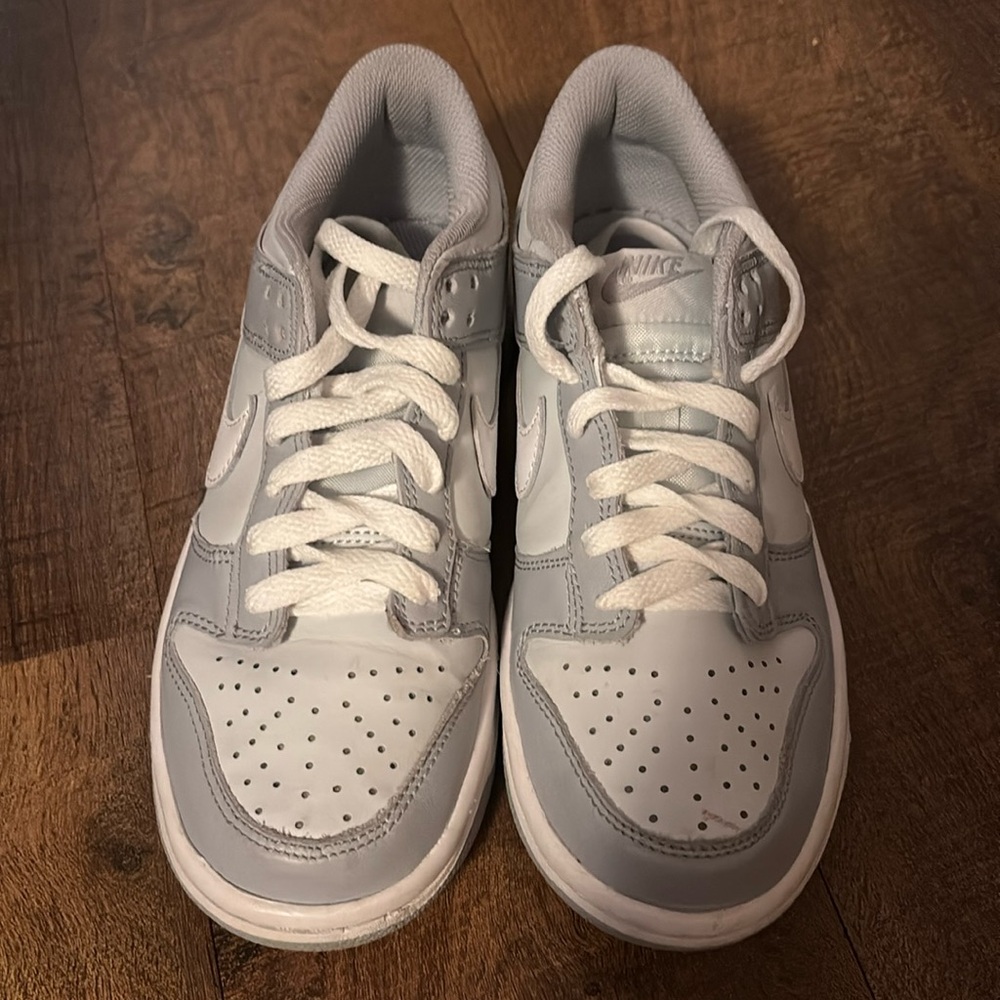 Nike white and grey dunks